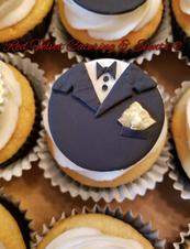 Tuxedo Coat Cupcakes